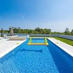 Villa Maem