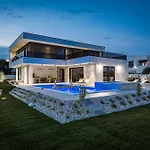 Villa Maem *