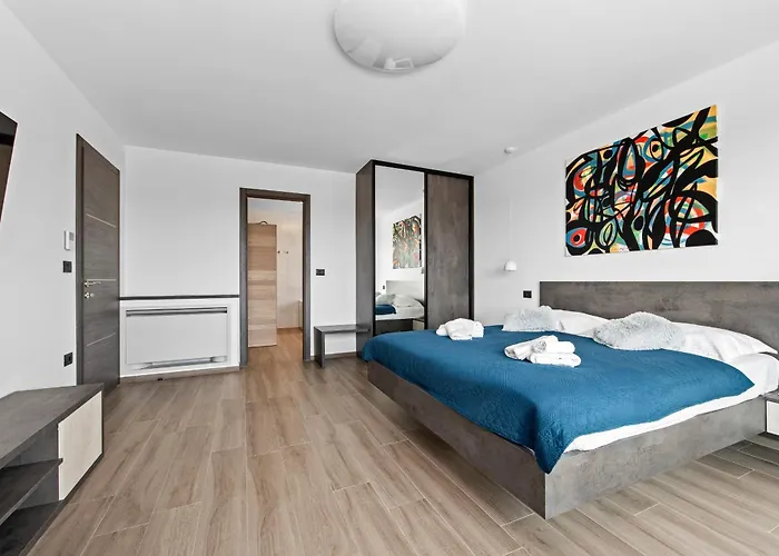 Maem Вилла Пула